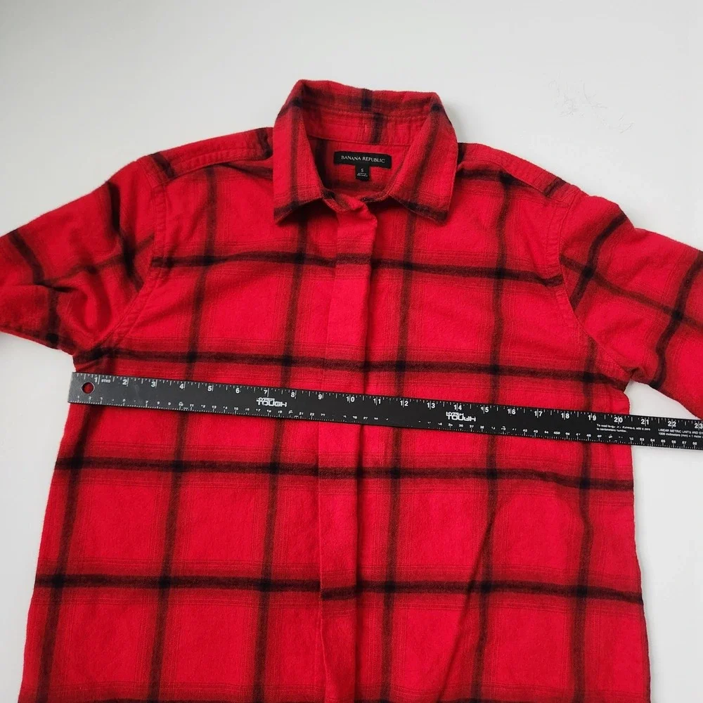 Banana Republic Mens Red Black‎ Plaid Flannel Button Up Shirt Size S